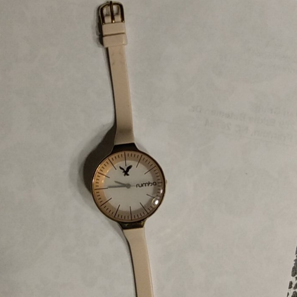 Rumba watch with cream band